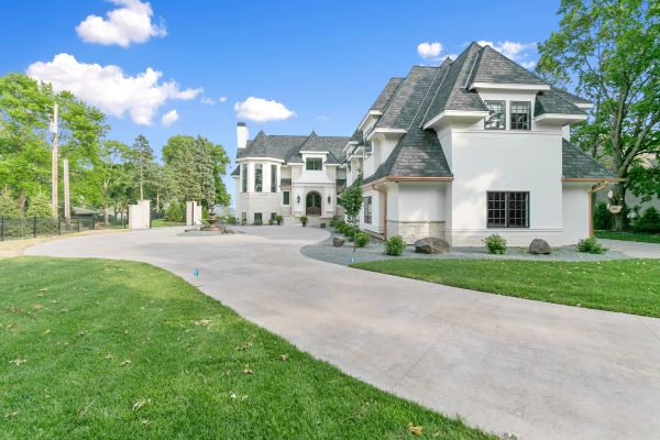 Cost of Concrete Driveway Installation in Lodi