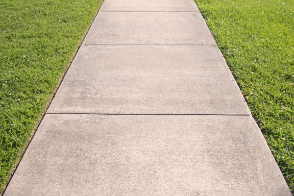 Cement Sidewalk Replacement in Lodi