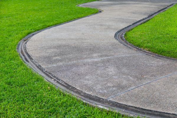 Concrete Sidewalk Construction in Lodi